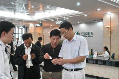 鹽城供電公司以“細致服務(wù)”為抓手，全面提升現(xiàn)場推廣服務(wù)品質(zhì)